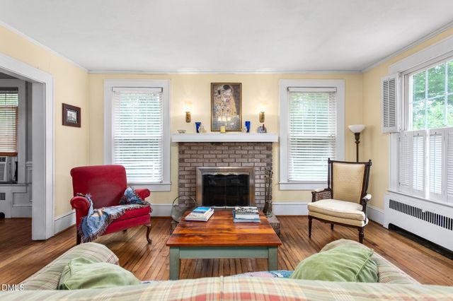 443 Parkview Drive, Burlington, NC 27215