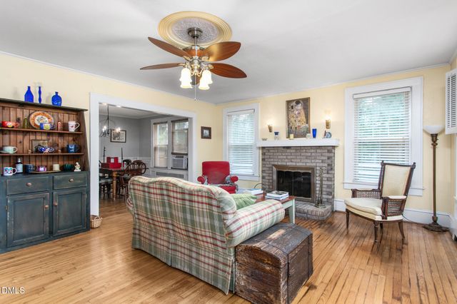 443 Parkview Drive, Burlington, NC 27215