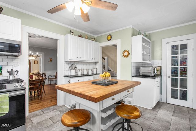 443 Parkview Drive, Burlington, NC 27215