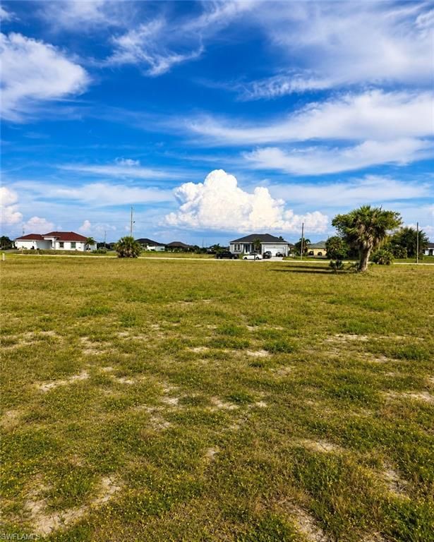 3827 NW 44th AVE, CAPE CORAL, FL 33993 — exterior