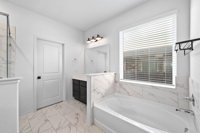 1022 Cherrystone LOOP, Buda, TX 78610