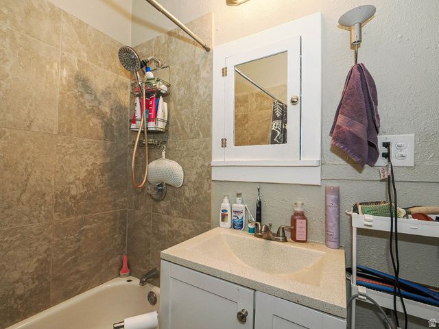 2527 GRAMERCY AVE, Ogden, UT 84401