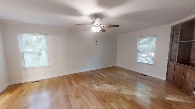 595 Avondale Drive, Rocky Face, GA 30740