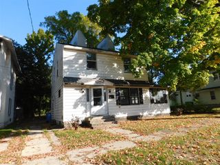 211 N 8th Street, Niles, MI 49120
