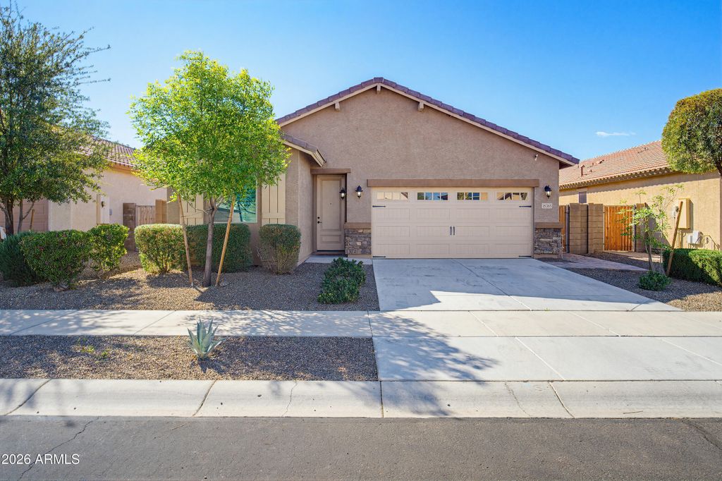 Image 1 of property listing at 18365 W IDA Lane, Surprise, AZ 85387