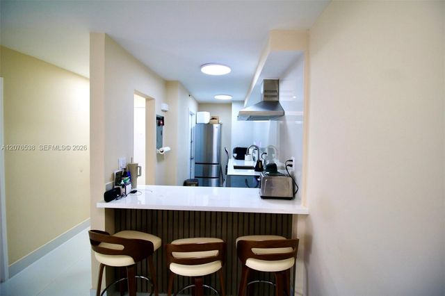 1255 Collins Avenue 304, Miami Beach, FL 33139
