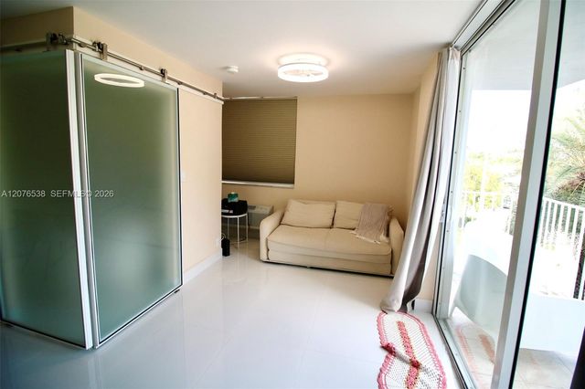 1255 Collins Avenue 304, Miami Beach, FL 33139