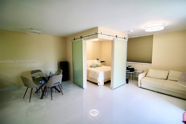 1255 Collins Avenue 304, Miami Beach, FL 33139