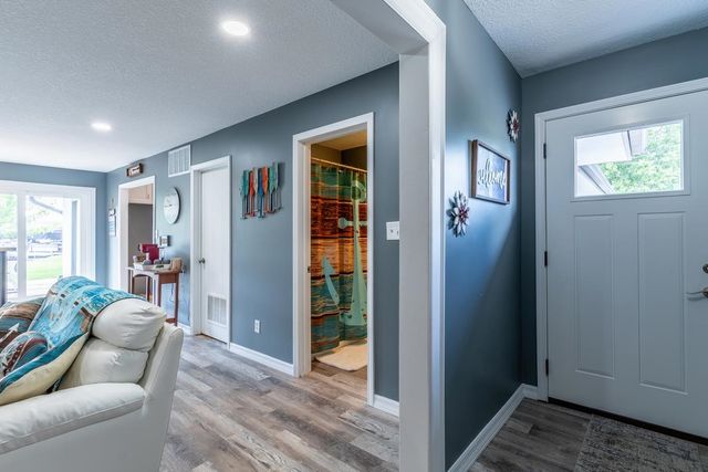 15 Lane 880 Snow Lk, Fremont, IN 46737