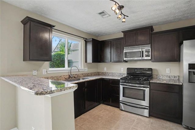 237 Hiawassee Drive, Woodstock, GA 30188