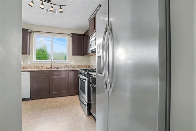 237 Hiawassee Drive, Woodstock, GA 30188