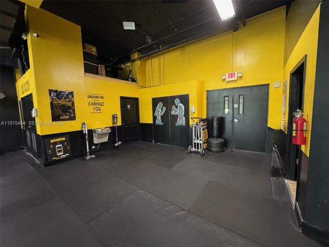169 SW 7th Street CUC CUD, Miami, FL 33130