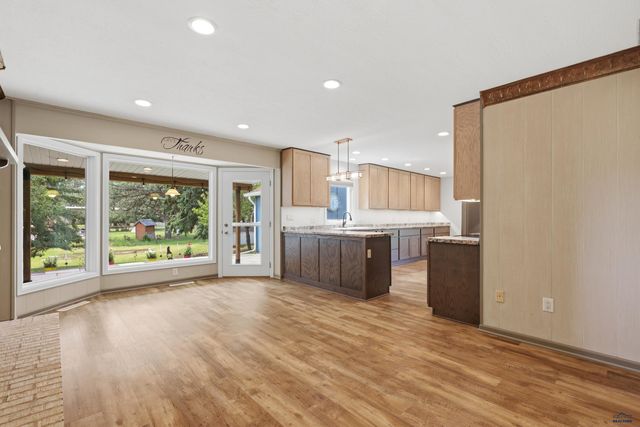417 BERRY BLVD, Rapid City, SD 57702