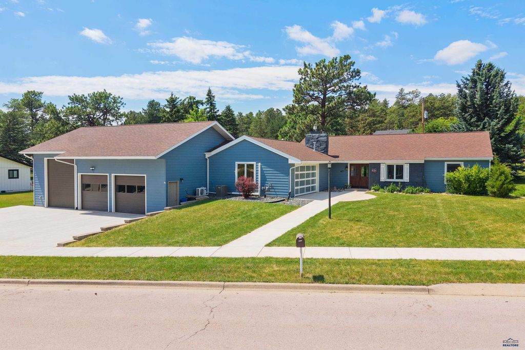 417 BERRY BLVD, Rapid City, SD 57702