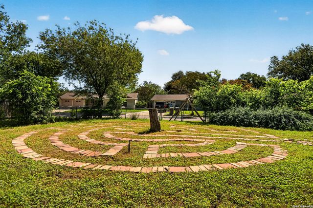 7239 Bridle Path, San Antonio, TX 78240