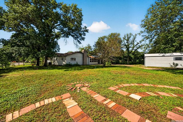7239 Bridle Path, San Antonio, TX 78240