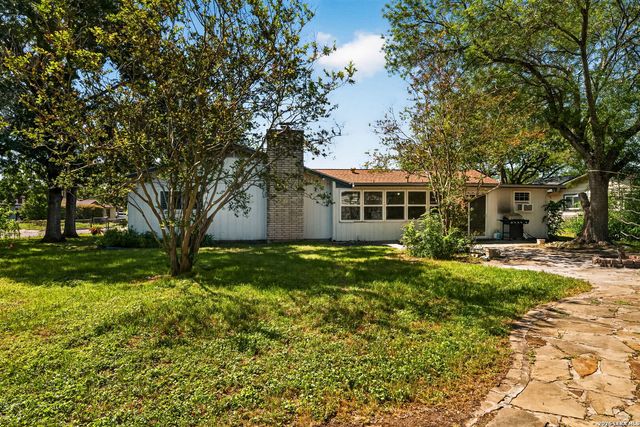 7239 Bridle Path, San Antonio, TX 78240
