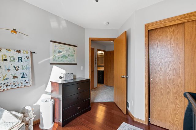 615 1st Avenue NW, Osseo, MN 55369