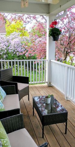 615 1st Avenue NW, Osseo, MN 55369