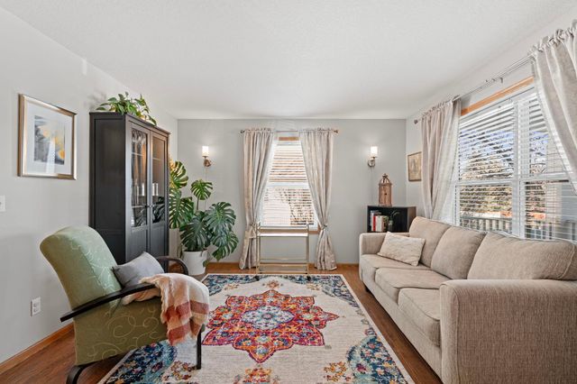 615 1st Avenue NW, Osseo, MN 55369