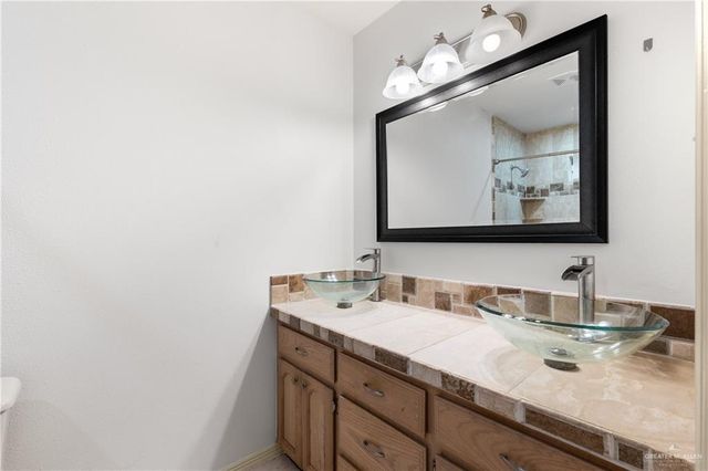 5826 Hitching Post Boulevard, Brownsville, TX 78526