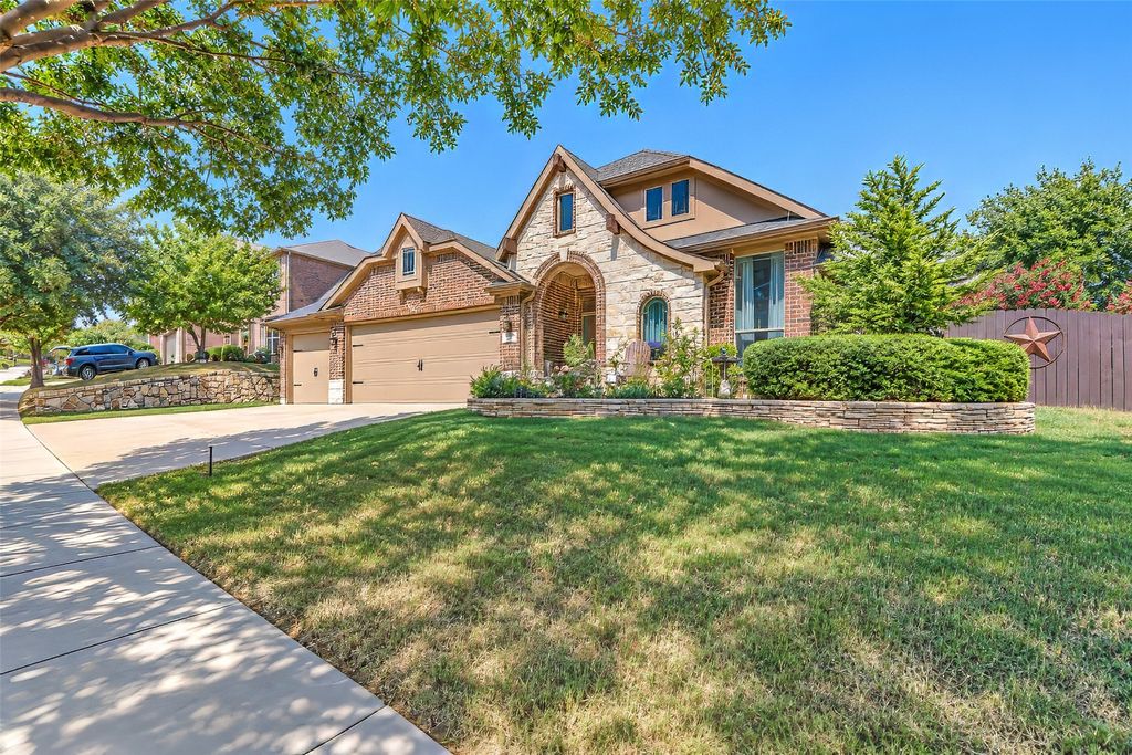 745 Dalrock Road, Fort Worth, TX 76131 — photo 3