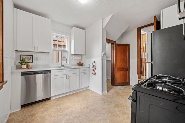 2222 Lincoln Street NE, Minneapolis, MN 55418