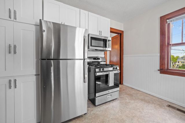 2222 Lincoln Street NE, Minneapolis, MN 55418