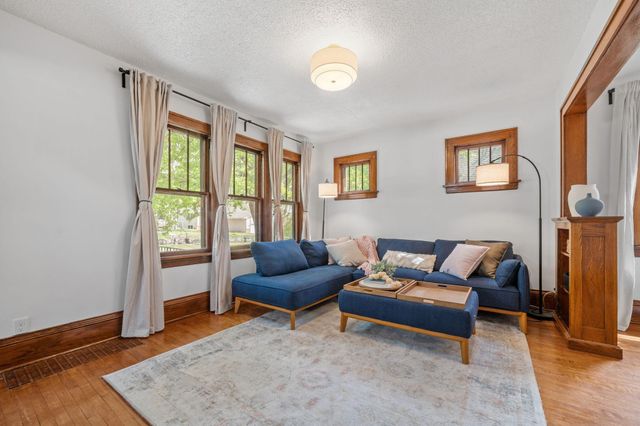 2222 Lincoln Street NE, Minneapolis, MN 55418