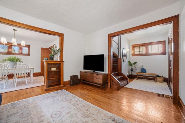 2222 Lincoln Street NE, Minneapolis, MN 55418