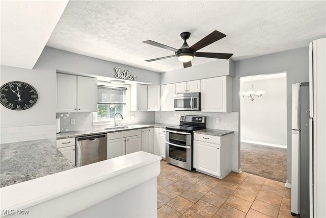 1457 Fox Lake Road, Wooster, OH 44691