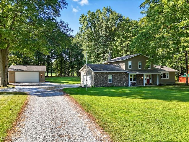 1457 Fox Lake Road, Wooster, OH 44691