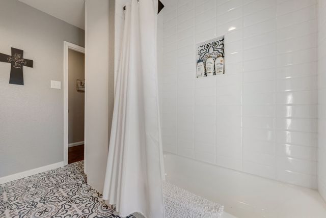 2923 Southridge Drive, Grapevine, TX 76051