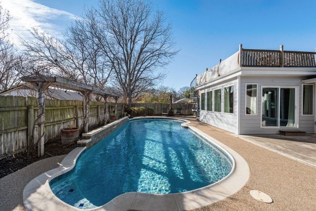 2923 Southridge Drive, Grapevine, TX 76051