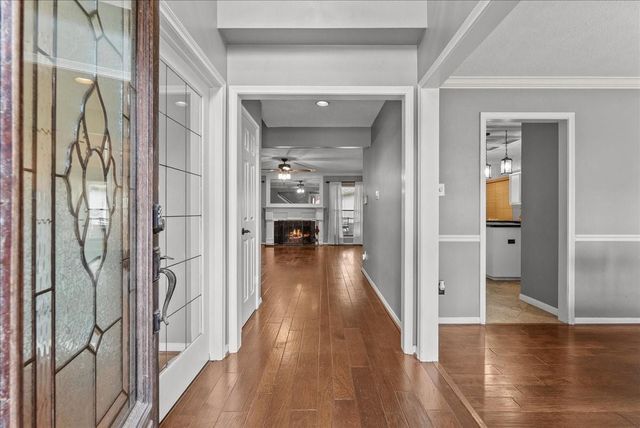 2107 Olympic Drive, League City, TX 77573