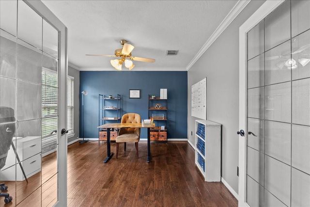 2107 Olympic Drive, League City, TX 77573