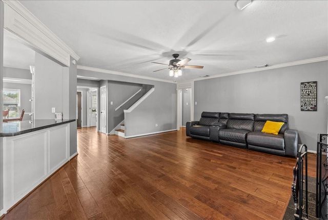 2107 Olympic Drive, League City, TX 77573