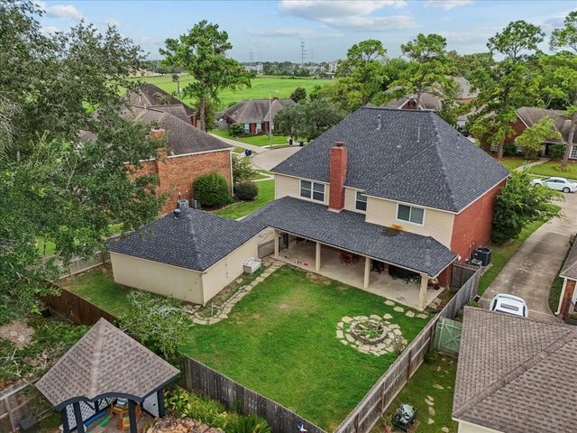 2107 Olympic Drive, League City, TX 77573