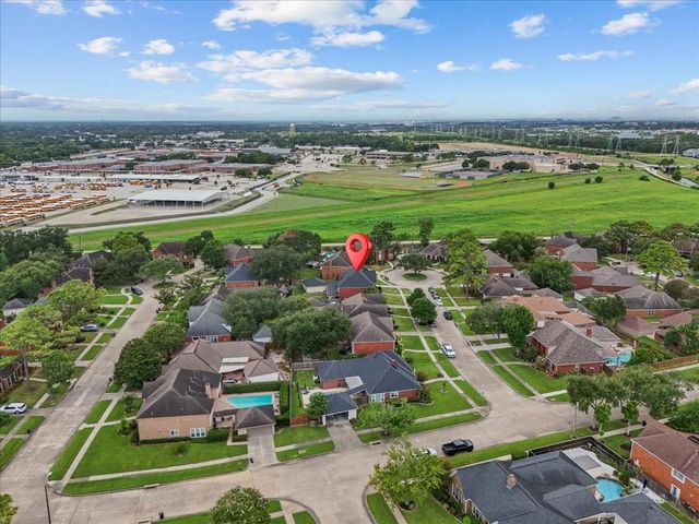 2107 Olympic Drive, League City, TX 77573