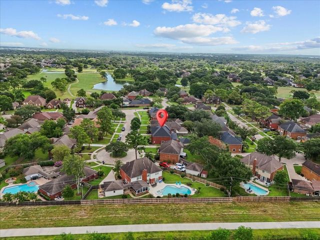 2107 Olympic Drive, League City, TX 77573