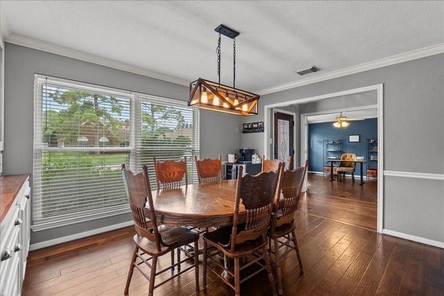 2107 Olympic Drive, League City, TX 77573