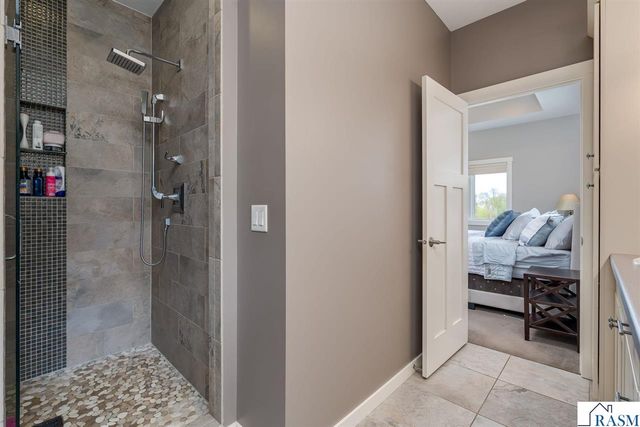 112 Hidden Oaks Circle, Mankato, MN 56001