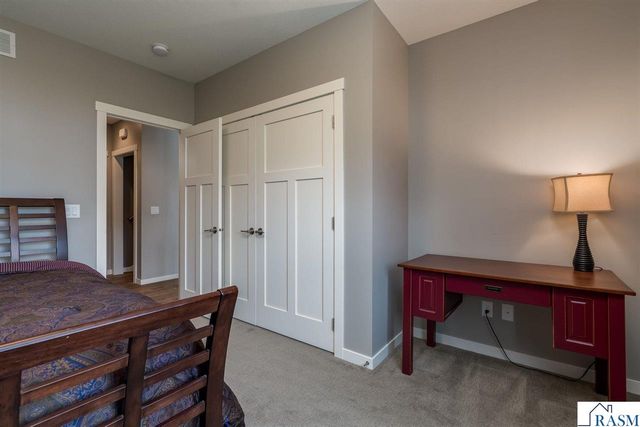 112 Hidden Oaks Circle, Mankato, MN 56001