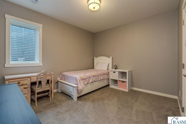 112 Hidden Oaks Circle, Mankato, MN 56001