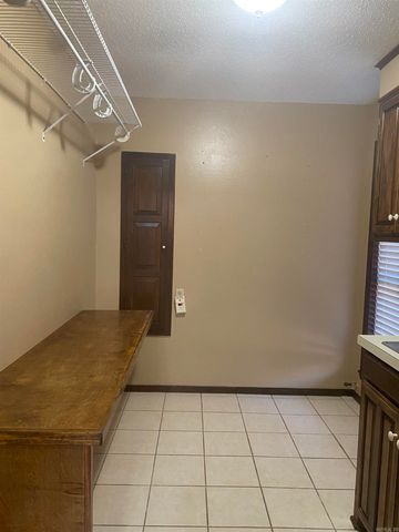 1400 Holly Street, Nashville, AR 71852