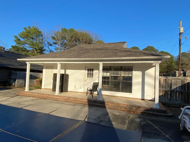 1400 Holly Street, Nashville, AR 71852