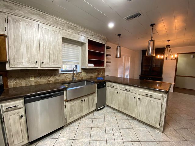 1400 Holly Street, Nashville, AR 71852