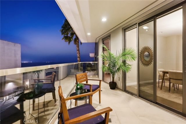 23 4th Place 6, Long Beach, CA 90802