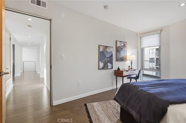 23 4th Place 6, Long Beach, CA 90802