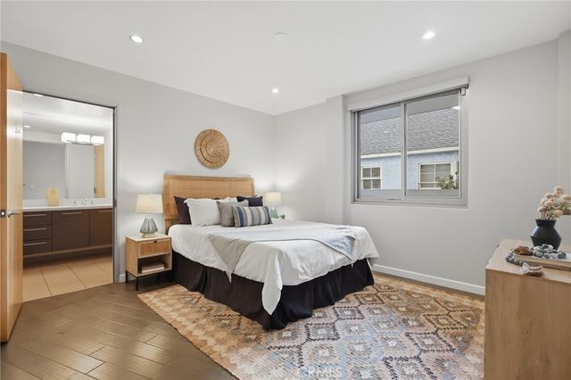 23 4th Place 6, Long Beach, CA 90802
